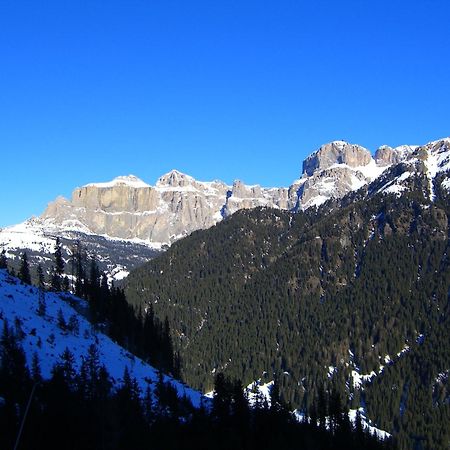 Hotel San Giovanni Vigo di Fassa Luaran gambar