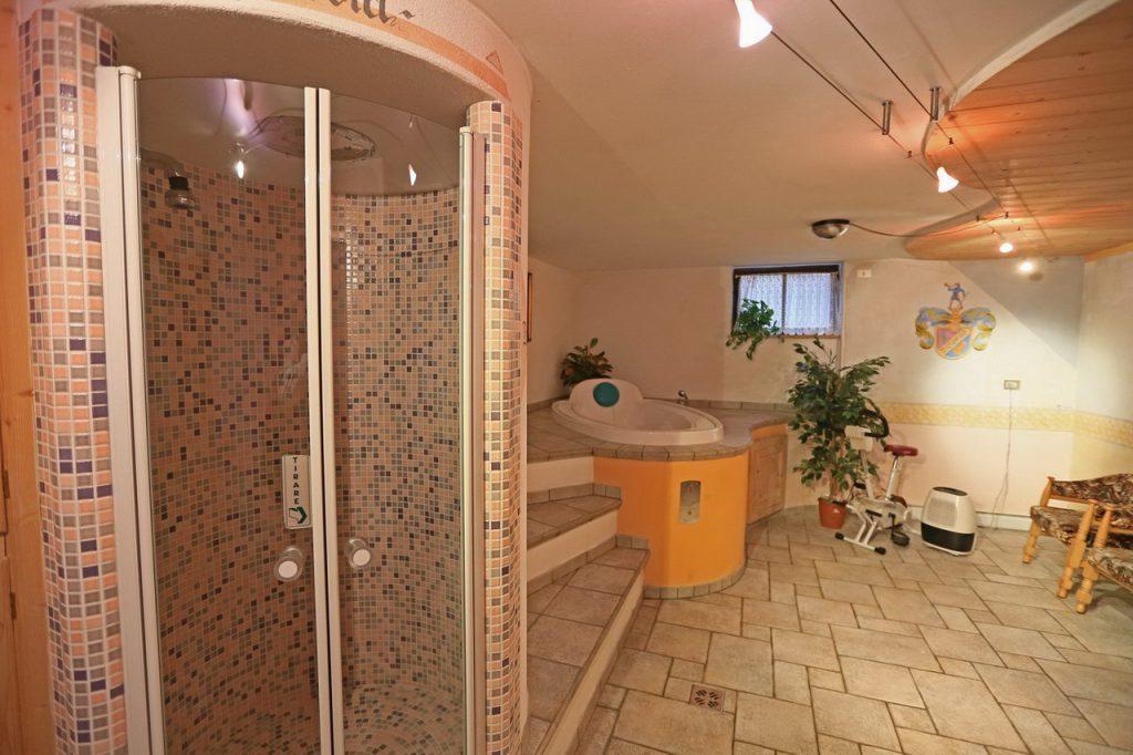 Hotel San Giovanni Vigo di Fassa Luaran gambar