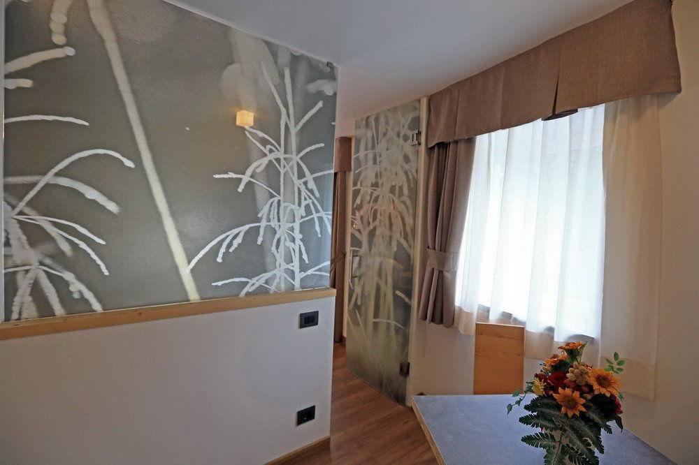 Hotel San Giovanni Vigo di Fassa Luaran gambar