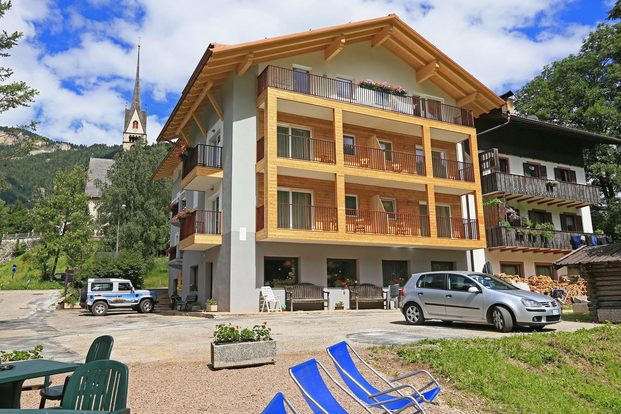 Hotel San Giovanni Vigo di Fassa Luaran gambar